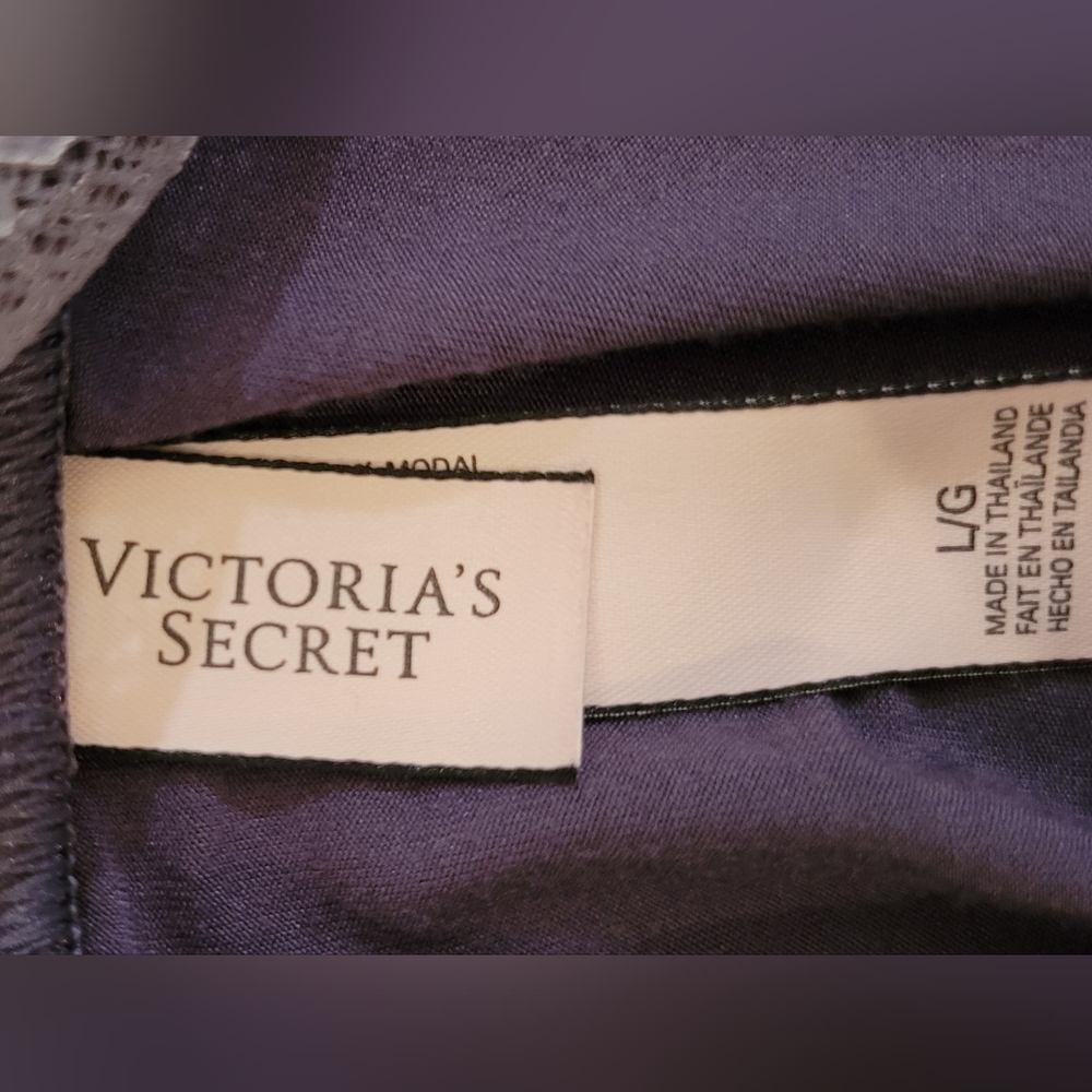 VICTORIA'S SECRET lace chemise. Size: L - Picture 4 of 5